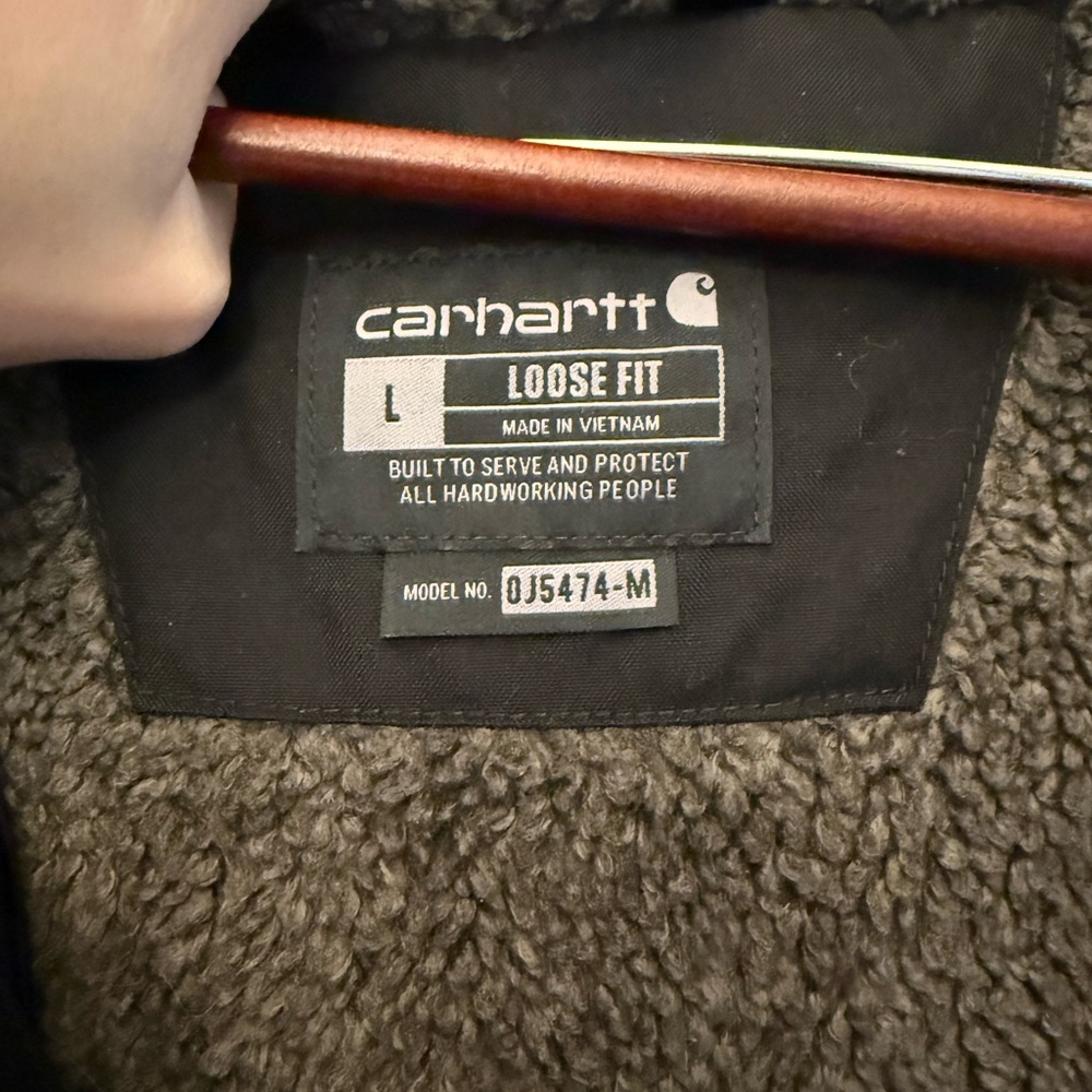 Carhartt Montana Loose Fit Insulated Jacket - Picture 4 of 8